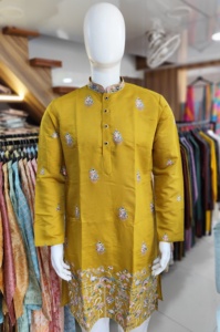 ผ้าไหม fendy แฟชั่นที่น่าสนใจมากที่สุดพร้อมการปักอย่างหนาผู้ผลิต kurta จาก surat - Product Image 2