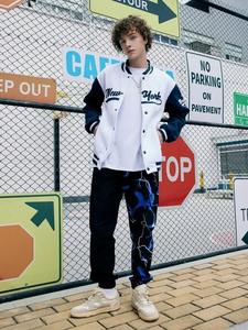 Veste universitaire en laine personnalisée pour hommes, veste Letterman de baseball avec logo brodé en chenille et patchs - Product Image 2