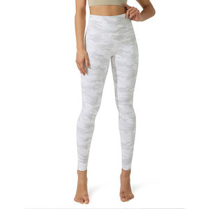 Nouveau design OEM Collants personnalisés Leggings pour femmes Fournisseur de yoga et de salle de sport Leggings légers sans couture - Product Image 5