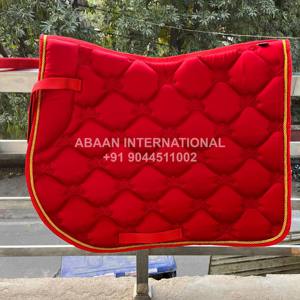 Selle de cheval anglaise en satin matelassé de luxe avec un design respirant et léger - Product Image 4