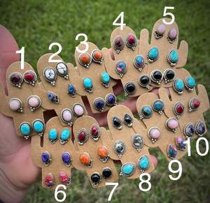 Sterling Small Stud Sets Multiple Tiny Silver Stud Earrings Bijoux faits à la main Cadeau pour les femmes Vêtements de tous les jours - Product Image 3