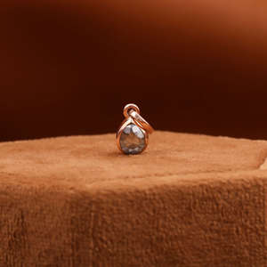 Pendentif solitaire en diamant naturel avec sertissage clos / Pendentif en forme de poire taille rose sel et poivre, fabriqué en or massif 18 carats - Product Image 5