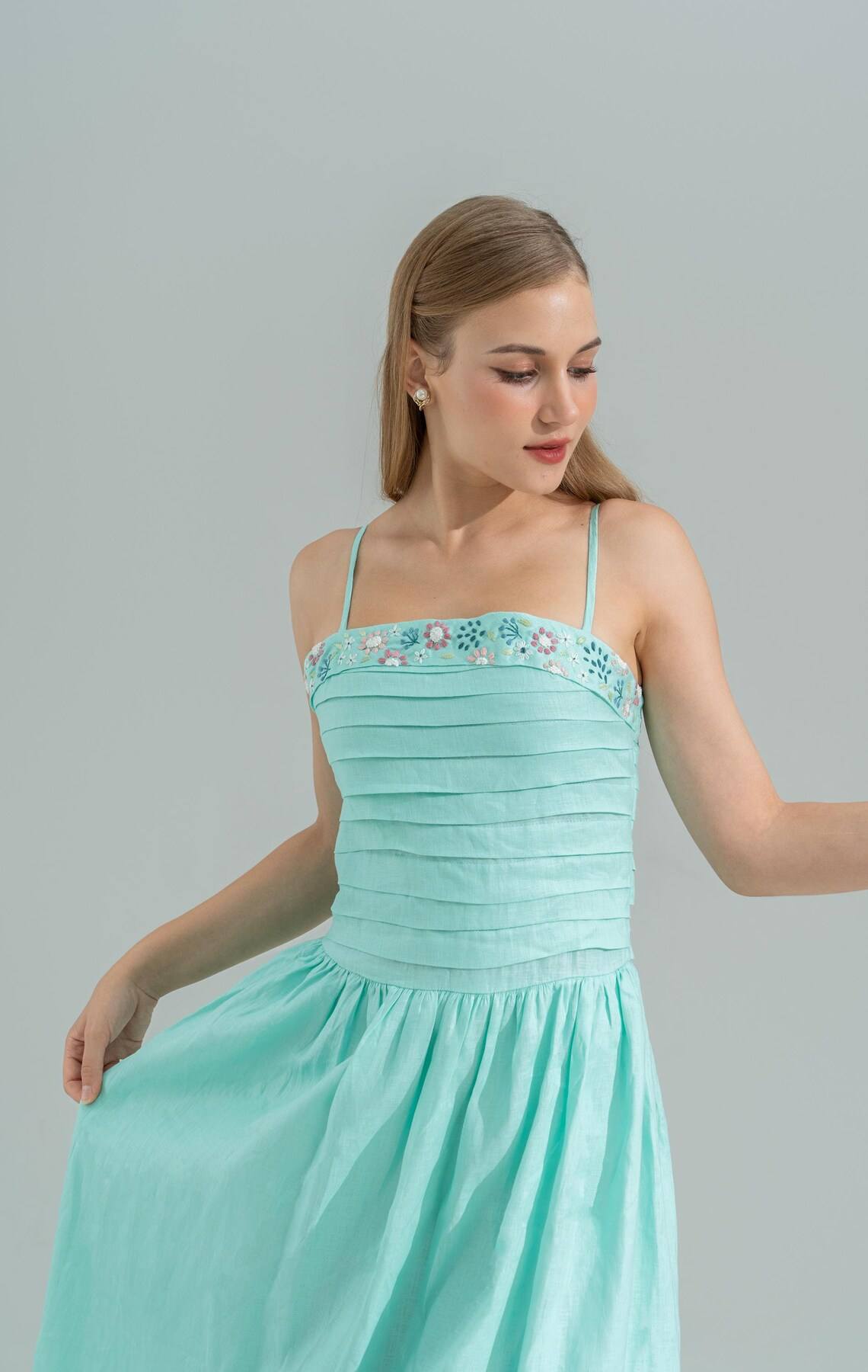 เช่นเดียวกับภาพ