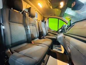 Ventes classiques d'occasion 2020 <span class=keywords><strong>Ford</strong></span>-<span class=keywords><strong>Transit</strong></span> <span class=keywords><strong>Custom</strong></span> automatique Diesel 4 cylindres Euro6 3 places 131hp VOITURES D'OCCASION prêtes <span class=keywords><strong>à</strong></span> être expédiées dans le monde entier - Product Image 4