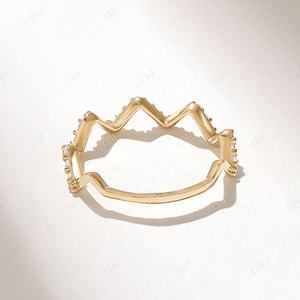 เพชรธรรมชาติมาตรฐาน GIA 10K แข็งสีเหลืองทองที่กำหนดเองแหวนแต่งงานแบบมินิมอลเครื่องประดับอินเทรนด์ไม่ซ้ำใครสำหรับผู้หญิง - Product Image 6