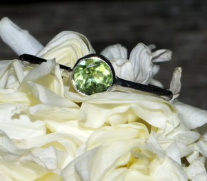 Bague en argent sterling 92,5 avec pierre précieuse péridot vert, bijoux faits à la main, cadeau de naissance d'août pour elle - Product Image 4