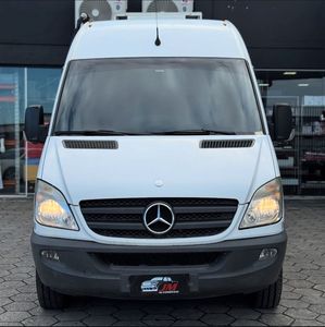 Autocaravana de Lujo Personalizada Sprinter 3500, Caravana Moderna 4x4 Plegable para 4 Personas - Product Image 2