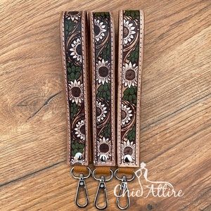 Dragonne de luxe en cuir de vachette pour femmes, faite à la main, personnalisée, de haute qualité - Product Image 1