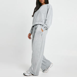 Sudadera de tela suave para mujer, traje deportivo a precio económico para compradores al por mayor con alta calidad/diseño elegante, puños y dobladillos acanalados, ropa elegante. - Product Image 1