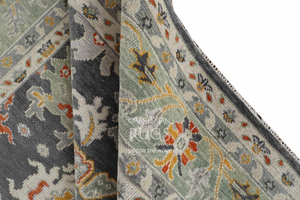 Tapis artisanal de style persan fait main avec de riches motifs floraux et une finition brodée décorative pour la décoration du sol - Product Image 3