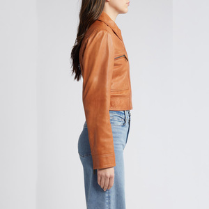 Veste bomber en cuir véritable pour femmes, respirante, broderie, poches zippées sur la poitrine, prix d'usine, vente en gros - Product Image 5