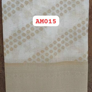 Elegante Sari de nailon para adultos, tela lisa y tonos vibrantes para una elegancia y comodidad sin esfuerzo para fiestas y todos los eventos - Product Image 1