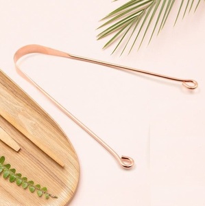 Limpiador de Lengua de Cobre Puro Ayurveda para la Práctica Diaria de Bienestar que Apoya los Beneficios Naturales de la Higiene Bucal - Product Image 2