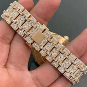 Montre de luxe en acier inoxydable de couleur or rose glacé, style hip-hop, sertie de diamants en moissanite, mouvement à quartz, date automatique, pointeur unisexe - Product Image 3