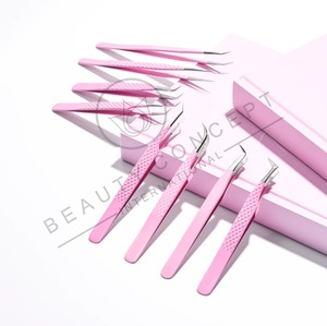 High Quality <b>Heart</b> Shaped Pink Colored Lash Tweezers for Eyelash Extension Stainless Steel Fine Features - Product Image 3