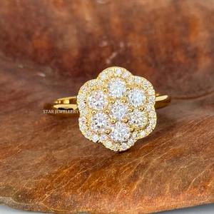 14K Sólido Oro VVS Moissanite Cluster Diamond Halo Ring. - Product Image 1