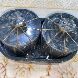 100% ชุดโถ2ใบพร้อมถาดเรซินสำหรับตกแต่งสีดำ - Product Image 1