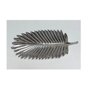 Radiant Celebration Nature's Form Leaf Platter Polished Aluminum Tabletop Vase for Housewarming Ramadan Gifts Luxury Classic - Product Image 2