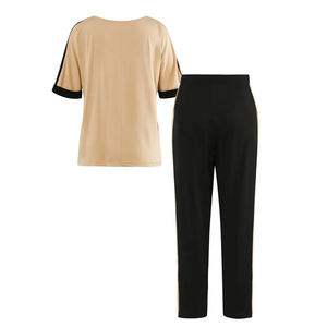 2025 nouveau survêtement d'été personnalisé couleurs unies à manches courtes et coton court été pour les femmes coupe ample ensemble - Product Image 4