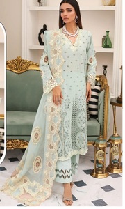 Collection d'été, coton pur, lourdement brodé avec du tulle, dupatta lourd, tissu pour robe pakistanaise - Product Image 3