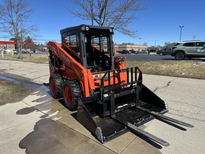 Chargeuse sur pneus Kubota SSV65 2021 - Product Image 3