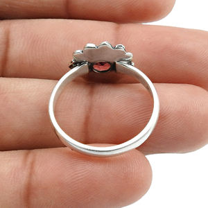 Dainty Birthstone <b>Rings</b> Luxury Hand Crafted 925 Sterling Silver Red Garnet Gemstone Floral Design Birthstone <b>Rings</b> <b>For</b> Women OEM - Product Image 4