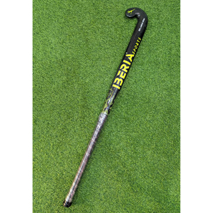 IBERIA Palos de Hockey sobre Césped de Fibra de Carbono Personalizados al por Mayor |   Ligero, duradero y de alto rendimiento para todos los niveles. - Product Image 2
