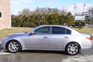 HYUNDAI GENESIS 4.6 SEDÁN 2010 USADO, VOLANTE A LA IZQUIERDA/DERECHA - Product Image 2