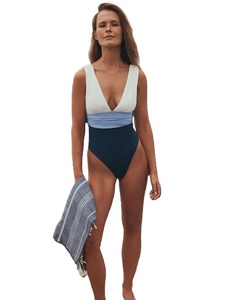 Maillot de bain blanc marine à décolleté plongeant et effet ventre plat - Product Image 3