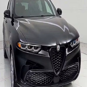 2024 Alfa Ro-meo Tonal Veloce 4dr SUV AWD 1.3L 4cyl Turbo essence/électrique plug-in hybride 6A - Product Image 1