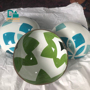 Cuenco de Ratán en Forma de Corazón con Diseño Pulido de Cáscara de Coco, Muestra Gratuita, Uso en Fiestas, Venta al por Mayor, Mercado de la UE - Product Image 2