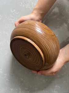 Ensaladera de madera rústica hecha a mano, cuenco de servicio grabado para mesa de comedor de cocina y regalos - Product Image 5