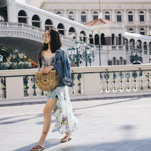 El bolso de mano de ratán tiene un diseño único adecuado para fashionistas, trendy 2024 - Product Image 3