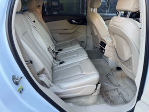 สะอาด2022 A-U-D-I Q3 qua_tt_ro พรีเมี่ยมบวก40 TFSI - Product Image 2