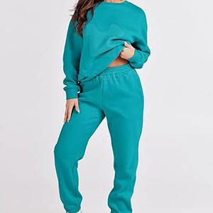 Ensemble de survêtements d'hiver de haute qualité pour femmes Design ajusté avec logo personnalisé Nouveau motif solide à la mode - Product Image 3