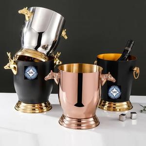 Enfriador de vino con cuenco de hielo de tamaño regular dorado pequeño con logotipo personalizado para champán, Cubo de vino, Enfriador de bebidas para fiestas - Product Image 1