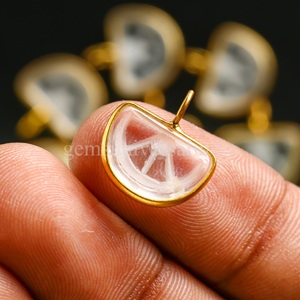 Colgante de Cristal de Cuarzo Natural Tallado en Forma de Fruta Naranja, Colgante de Piedra Preciosa con Baño de Oro Vermeil, Dijes de Plata de Ley, Joyería de Cristal Curativa - Product Image 5