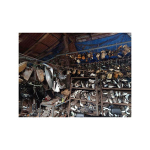 Déchets électroniques (déchets électroniques) Déchets informatiques, mobiles et de circuits imprimés pour les installations de recyclage - Product Image 6