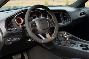 Challenger SRT Demon 170 2023 USADO EN PERFECTAS CONDICIONES, Inspeccionado, ~120 Millas, 1,025 HP, Turbo V8, Automático, Volante a la Izquierda, Color Oscuro, R19, Bajo Kilometraje - Product Image 6