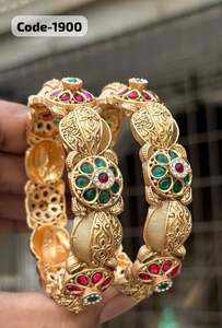 กำไลทองเหลืองราจวดีระดับพรีเมี่ยมพร้อมดีไซน์ทำมือหินหลากสีตกแต่งแนวโบราณเหมาะสำหรับคอลเลกชันและงานเทศกาลของเจ้าสาว - Product Image 3