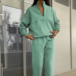 Chándal Unisex Premium, Comodidad Diaria, Ropa Deportiva, Atuendo Deportivo Urbano, Moda para Hombre y Mujer - Product Image 1