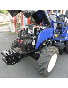 Chargeur de tracteur Lovol M504R d'occasion avec direction à glissement et chargeur frontal, puissance de 37 kW, garantie de 2 ans - Product Image 5