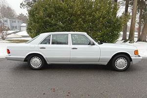 Mercedes-Benz 420SEL del 1991 Usata in Buone Condizioni, Non Modificata, a Passo Lungo <span class=keywords><strong>W126</strong></span>, Motore V8, Senza Riserva - Product Image 3