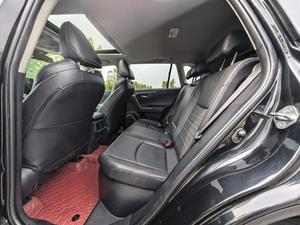 MEILLEURE OFFRE 2022 Dual-Hi_brid 2.5L Automatique Cuir R 18 Traction avant Hybride essence-électrique SUV Intérieur foncé - Product Image 4