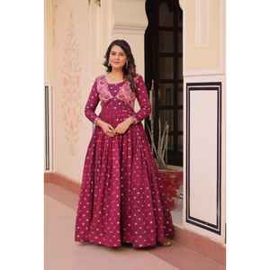 Choli estampado de ropa de fiesta y étnica india para mujer moderna con estilo tradicional Jequard de diseño propio - Product Image 1