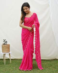 Dernier concepteur Faux Georgette Chikkenkari travail à la main Saree par Fab Zone - Product Image 5