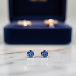 Orecchini a Perno Classici in Argento Sterling 925 con Tanzanite Taglio Trillion da 3,5mm, Placcati in Oro Rosa, Pietra Naturale Unisex per Uso Quotidiano - Product Image 3