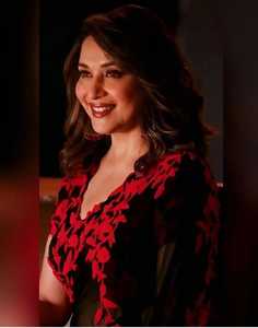 India mejor exportación venta Rojo Negro Georgette elegante Sari exclusivo elegante Sari blusa étnica última moda blusa - Product Image 4