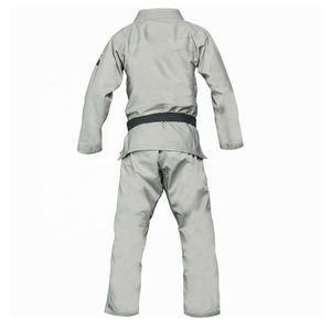 2025 Top vente couleur unie Simple plaine karaté uniforme 100% coton tissu Top qualité personnalisé respirant karaté costume - Product Image 5