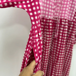 Hermoso Vestido de Algodón con Estampado Floral, Vestido para Uso Casual, Vestido con Estampado a Mano - Product Image 4